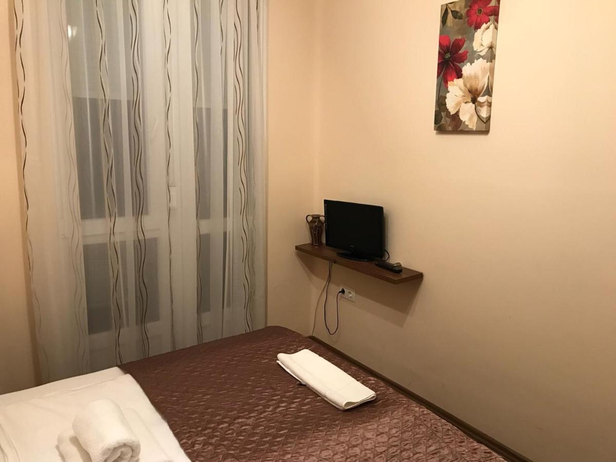 Jokai Apartmanhaz Apartment