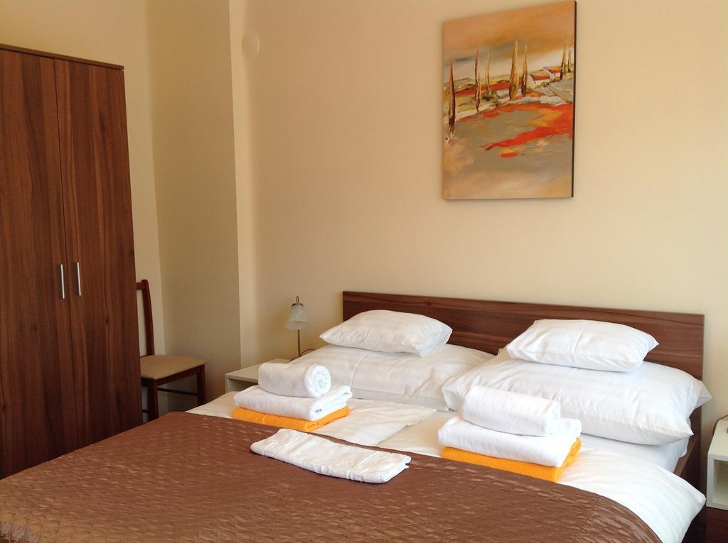 Apartment Jokai Apartmanhaz *