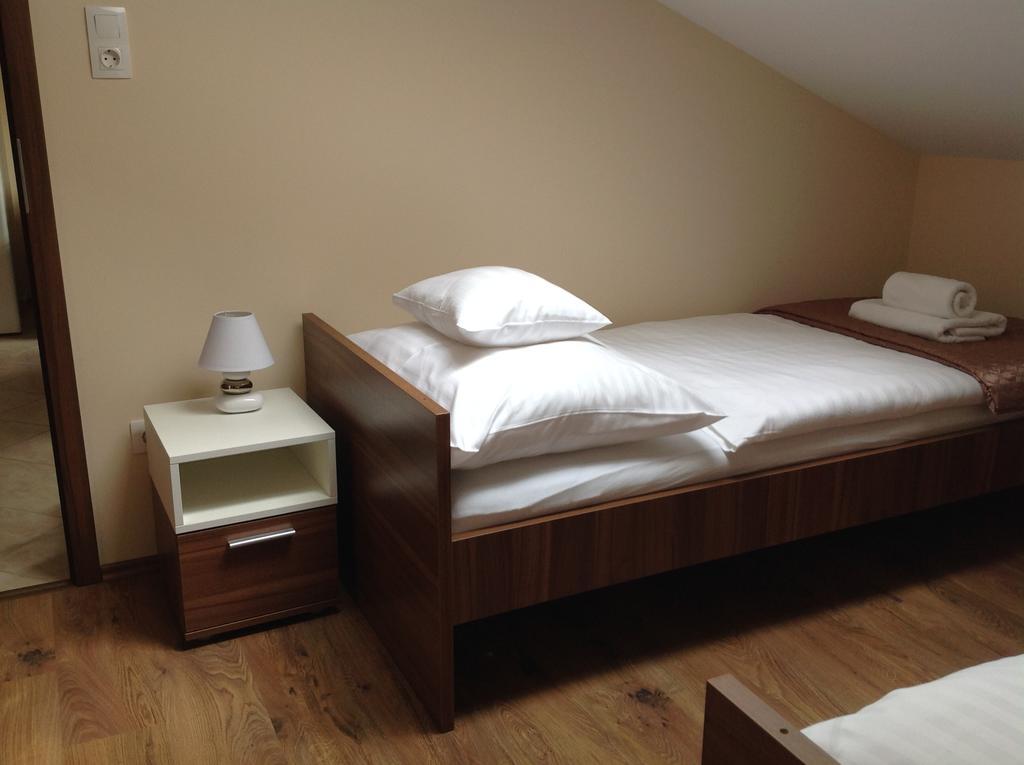 Jokai Apartmanhaz Apartment *