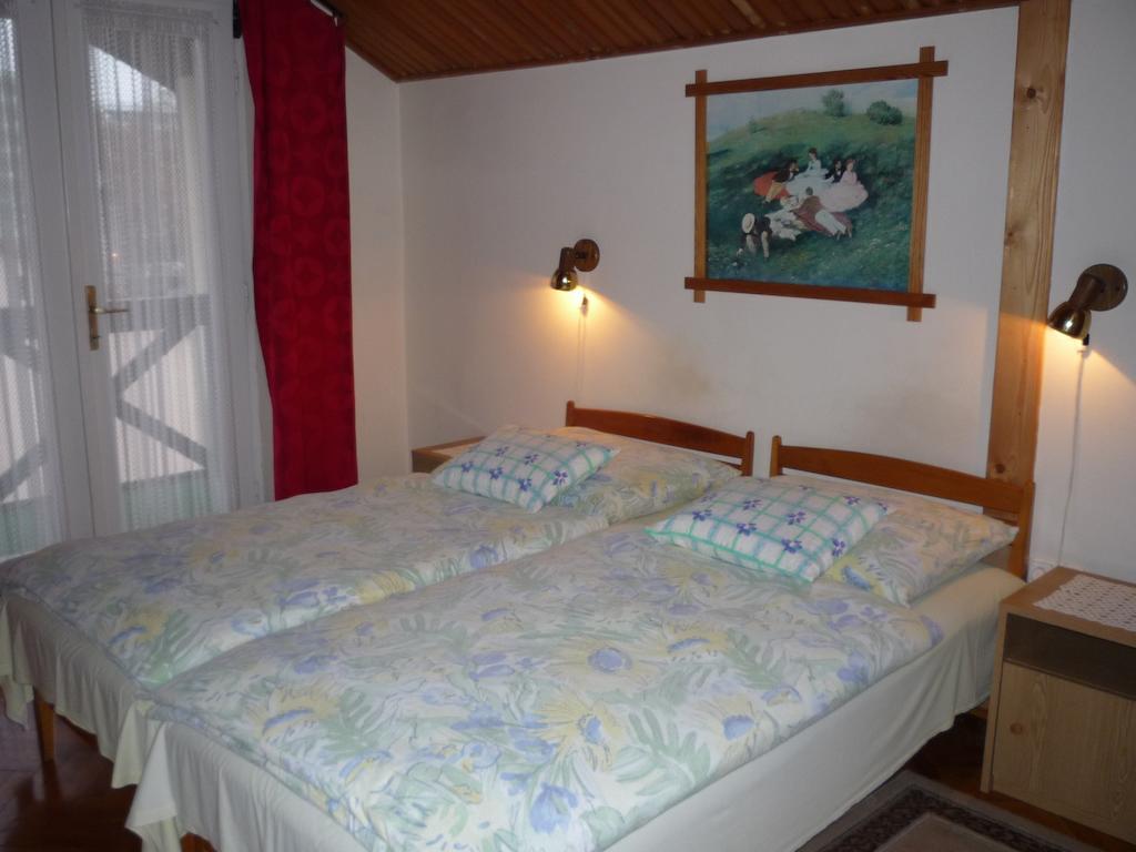Jokai Apartmanhaz